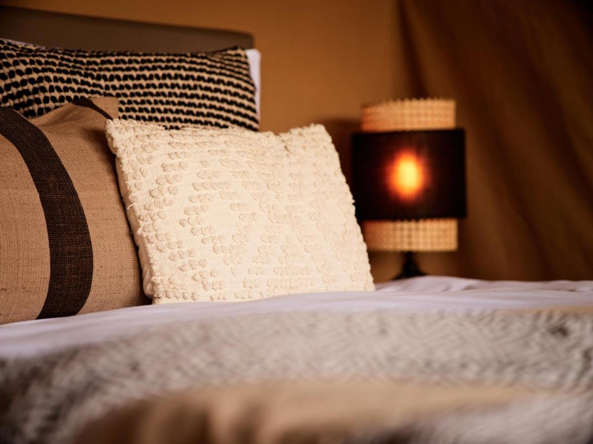 Zatoria Luxury Glamping Zator Hotel ภายนอก รูปภาพ