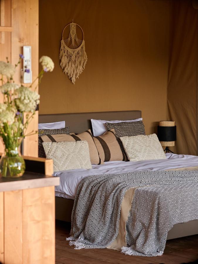 Zatoria Luxury Glamping Zator Hotel ภายนอก รูปภาพ