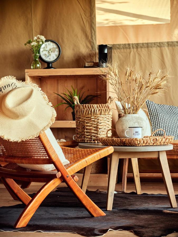 Zatoria Luxury Glamping Zator Hotel ภายนอก รูปภาพ