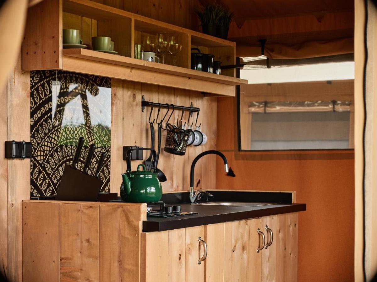 Zatoria Luxury Glamping Zator Hotel ภายนอก รูปภาพ