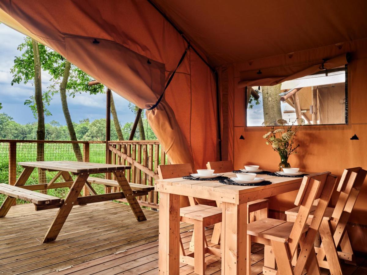 Zatoria Luxury Glamping Zator Hotel ภายนอก รูปภาพ